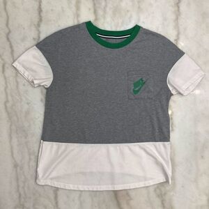 Nike Tee Women’s Medium Green/Grey/White